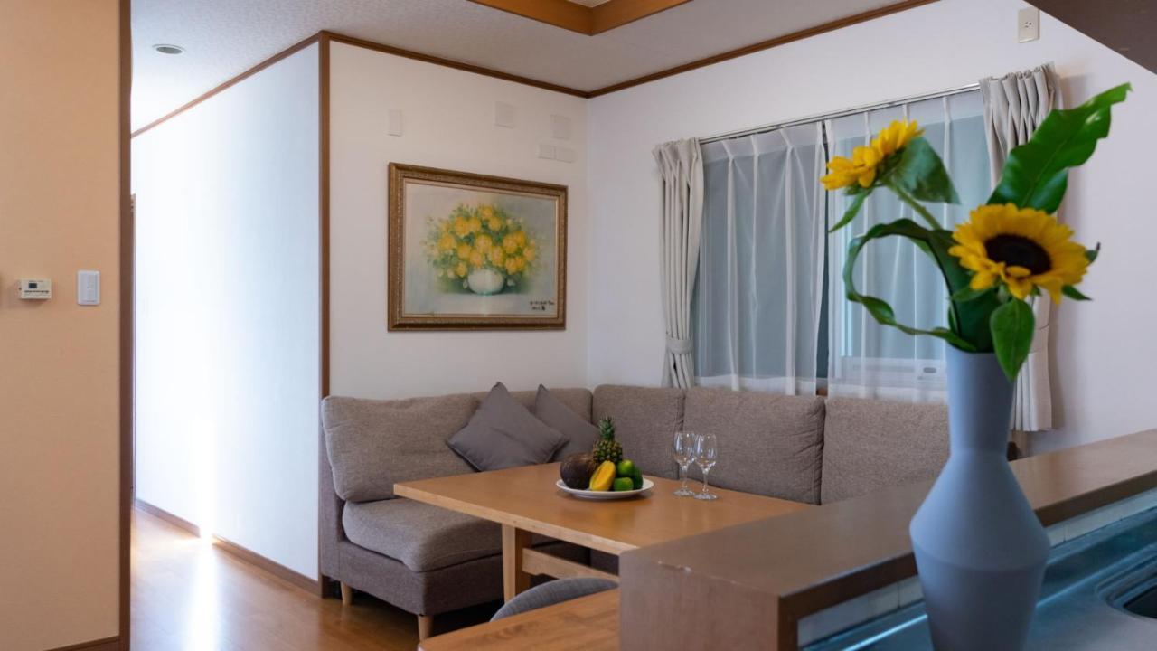 Guesthouse Akabana Miyakojima  Bagian luar foto